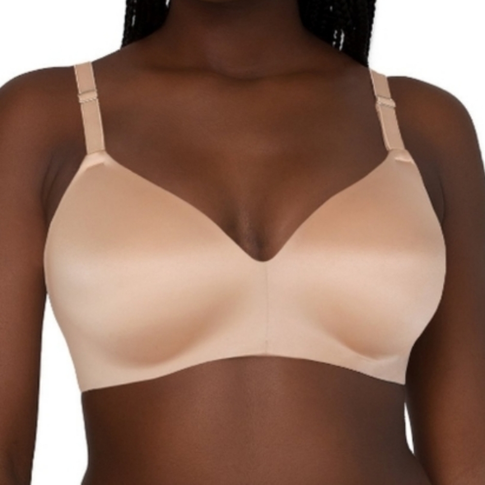 Full-Coverage Beige Wireless Bra, 34c - image 1